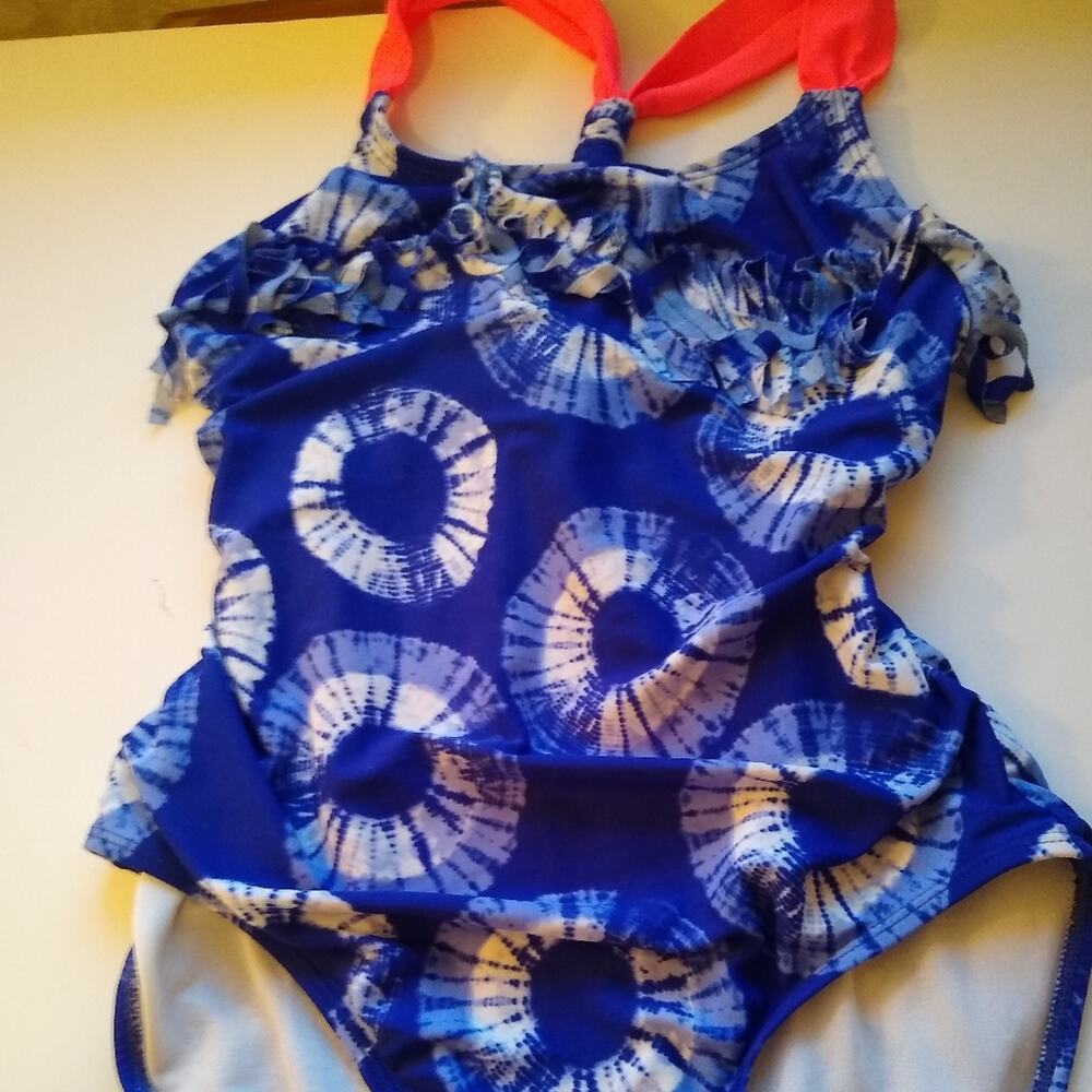 Xhilaration Girls Tie Dye blue swimsuit one piece. XL Summer Fun